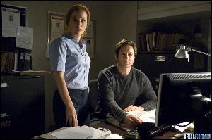 www.thexfiles.in_movie2_008 (1200x796, 229 k...)