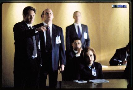 xfiles.cdom.ru_season5_017 (1403x945, 380 kБ...)